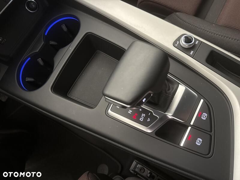 Audi A4 Limousine 35 TFSI mHEV S Line S tronic - 16