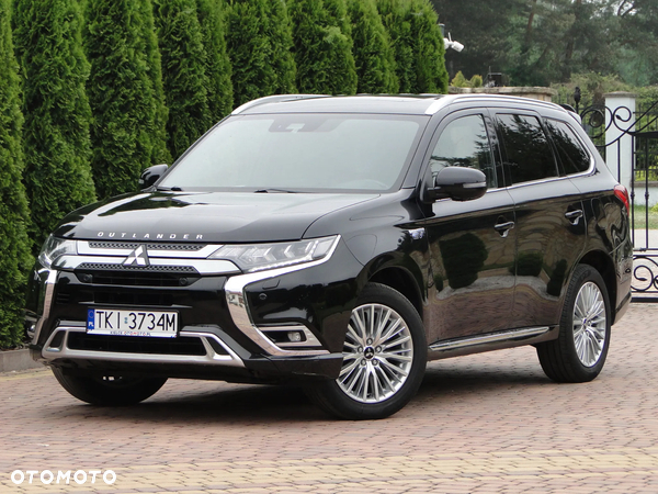 Mitsubishi Outlander PHEV Intense +