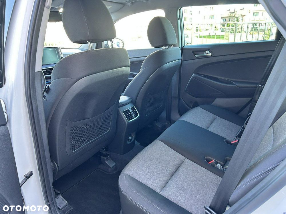 Hyundai Tucson - 16