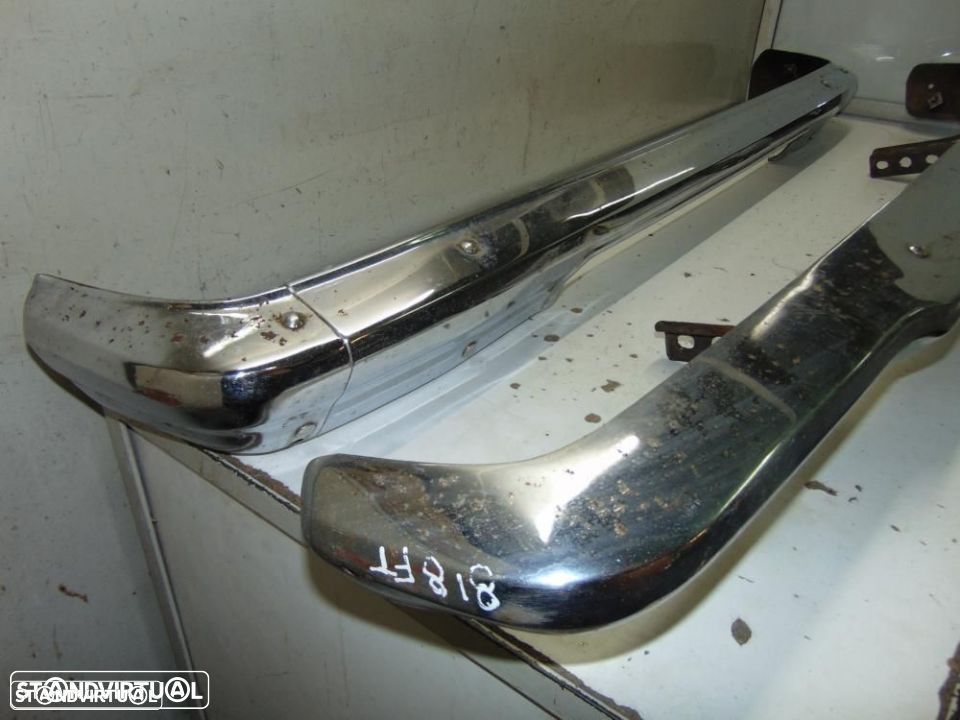 Mazda 818 4 portas pára-choques - 1