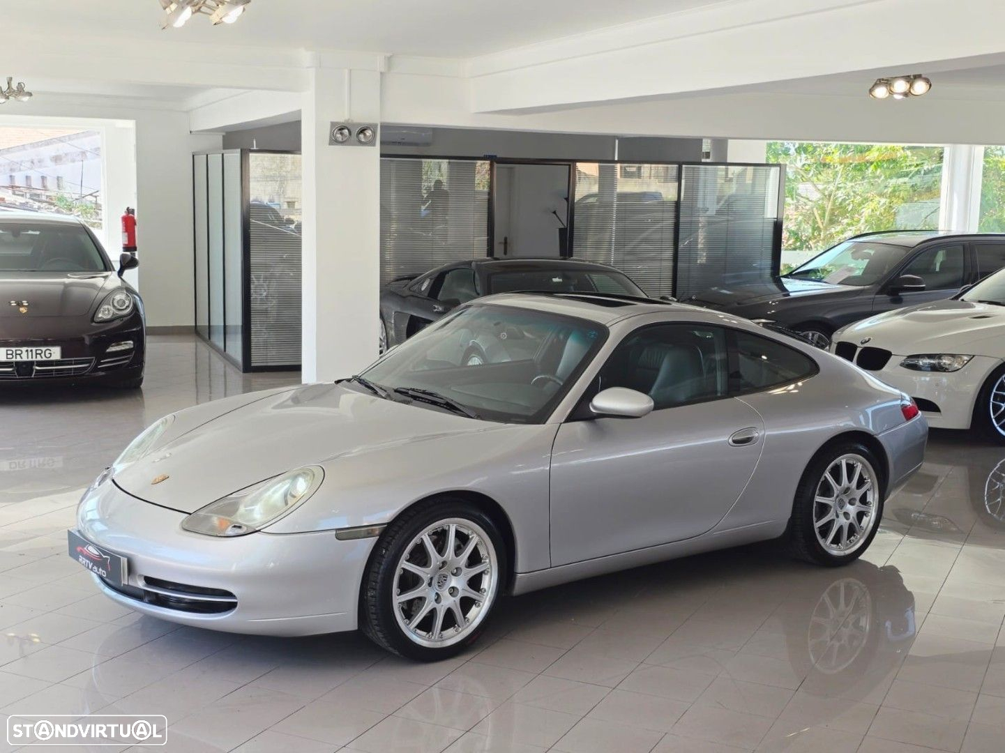 Porsche 911 (996) Carrera 4 Coupé - 11