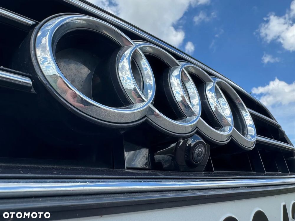 Audi A8 L 55 TFSI quattro tiptronic - 9