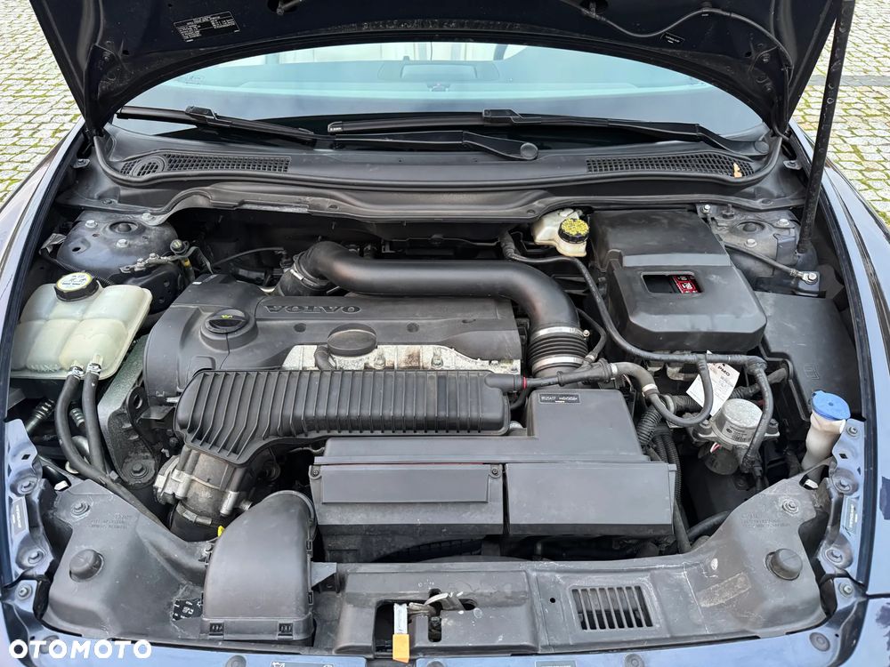 Volvo C70 T5 Summum - 16