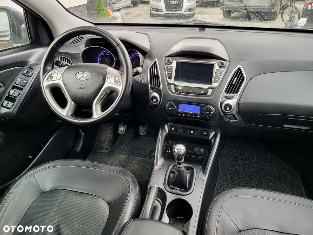 Hyundai ix35 - 11