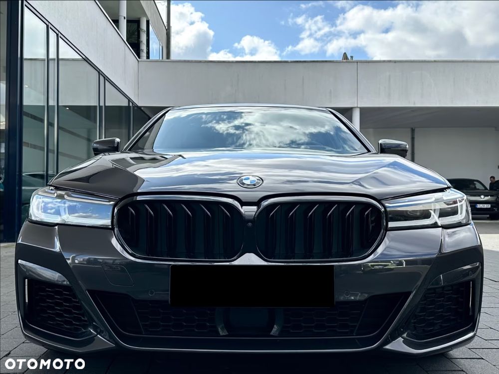 BMW Seria 5 540i xDrive - 6