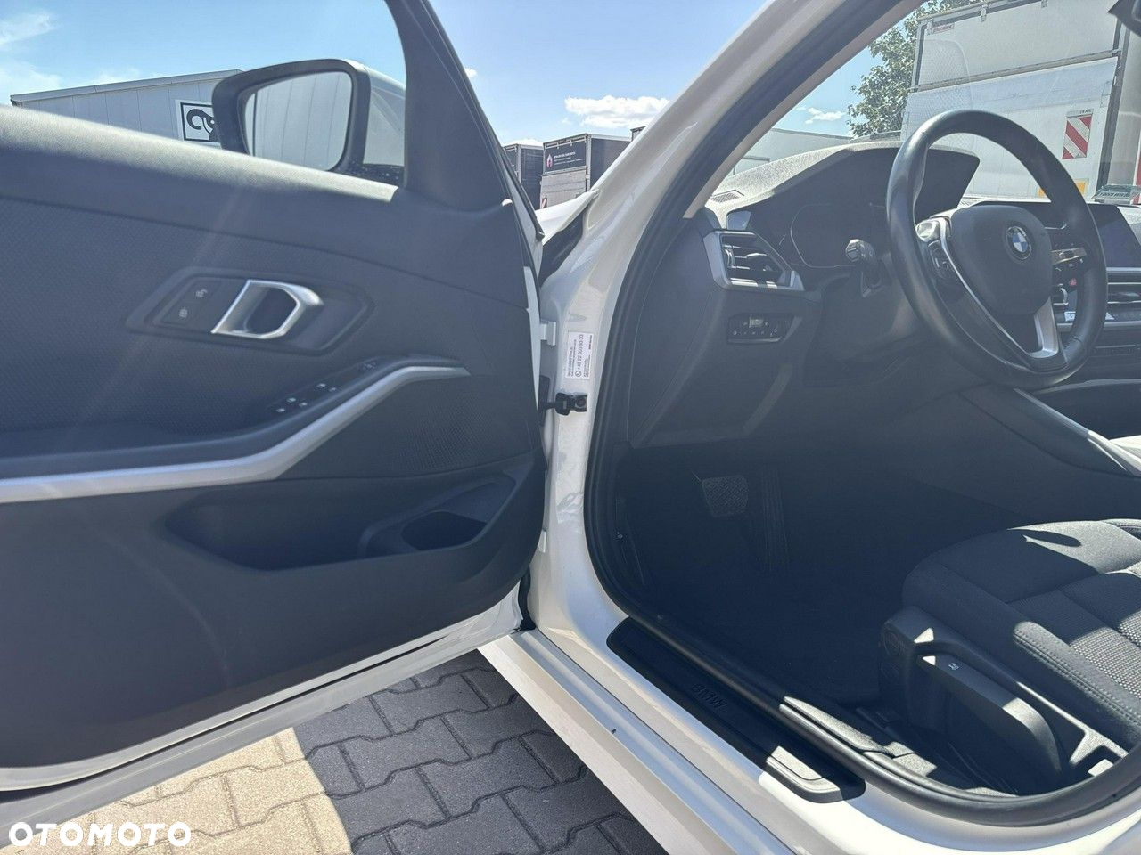 BMW Seria 3 318i Advantage - 10