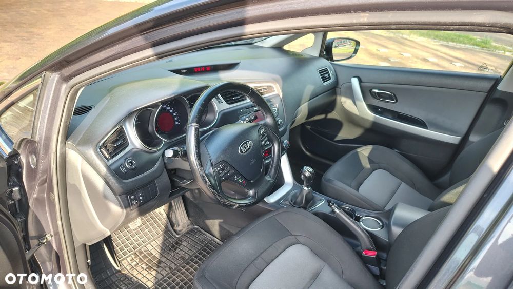Kia Ceed 1.6 GDI L - 3