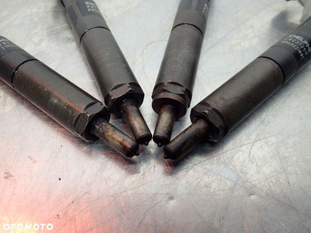 WTRYSK RENAULT CLIO III LIFT - 3