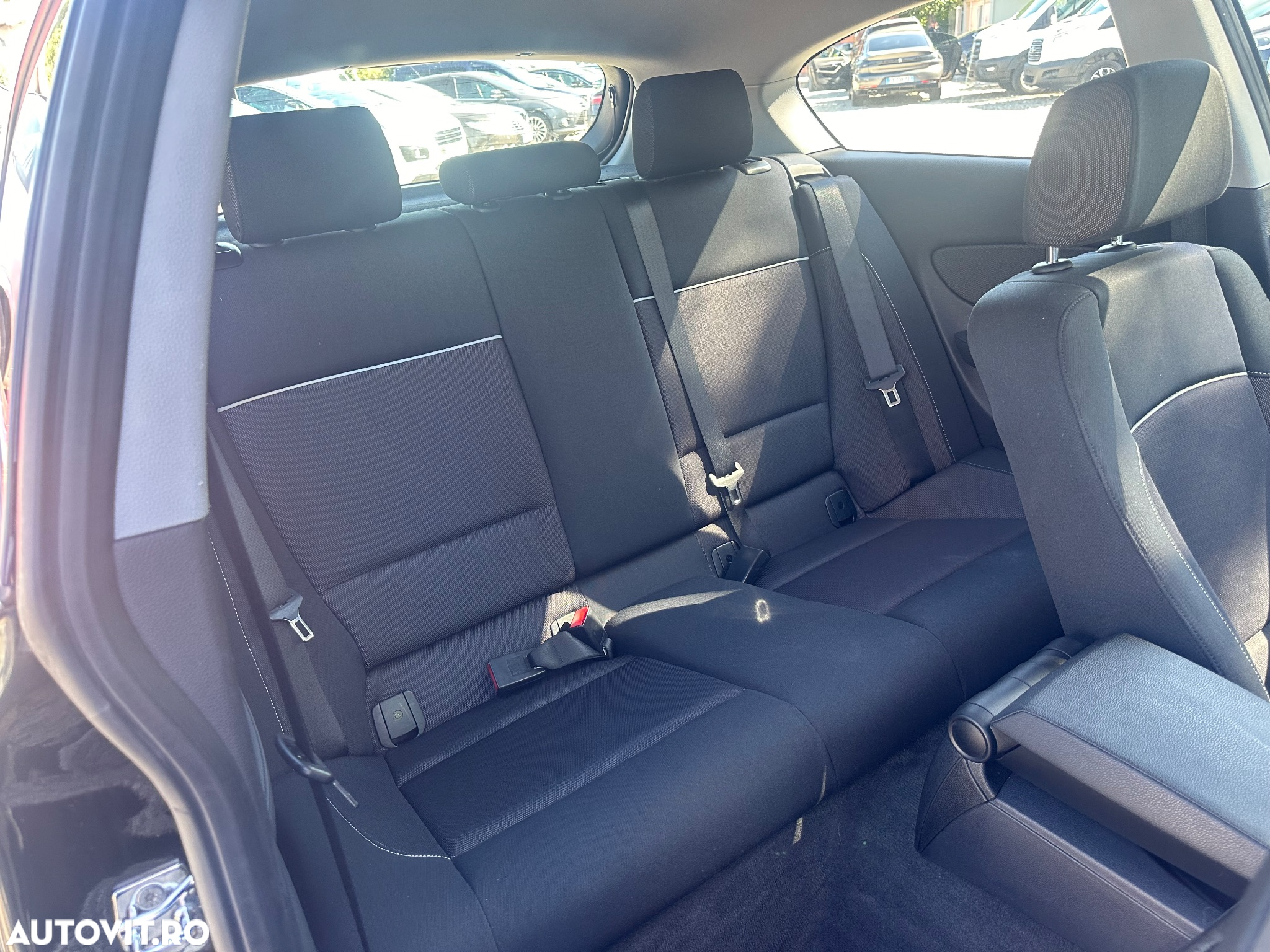 BMW Seria 1 118d - 6