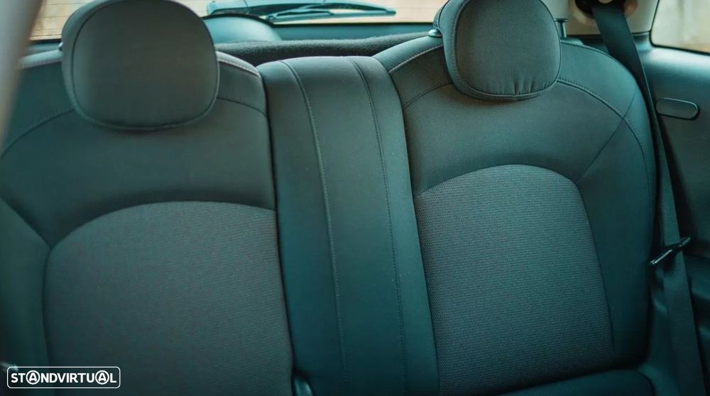 MINI 3 Portas Cooper D - 24