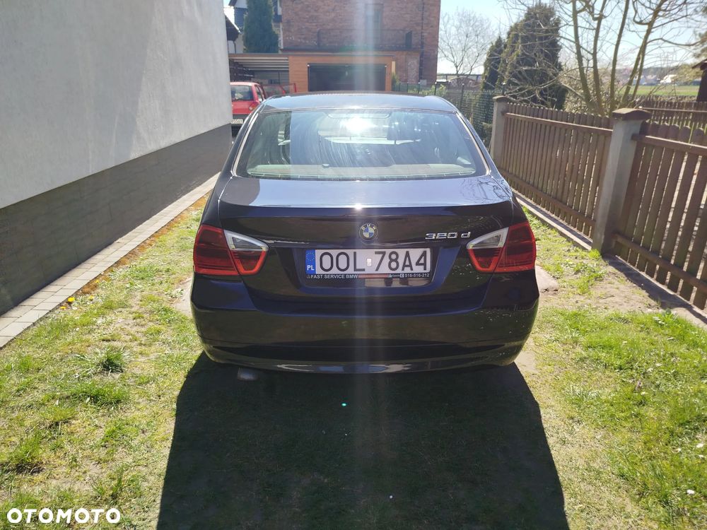 BMW Seria 3 320d - 12