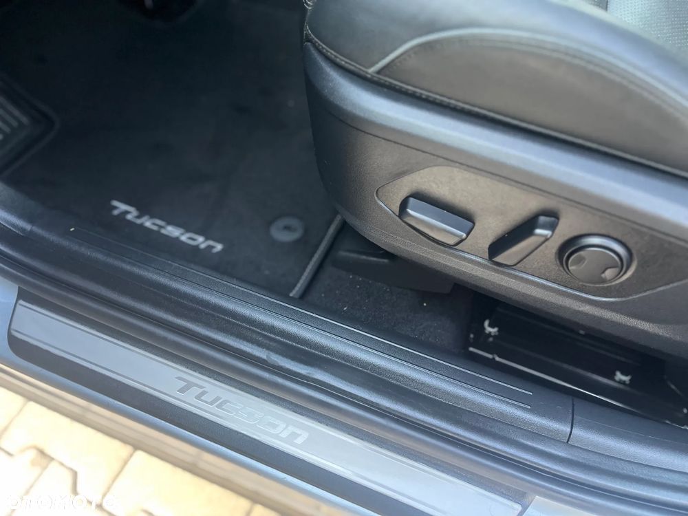 Hyundai Tucson 1.6 T-GDi 48V Executive 4WD DCT - 24