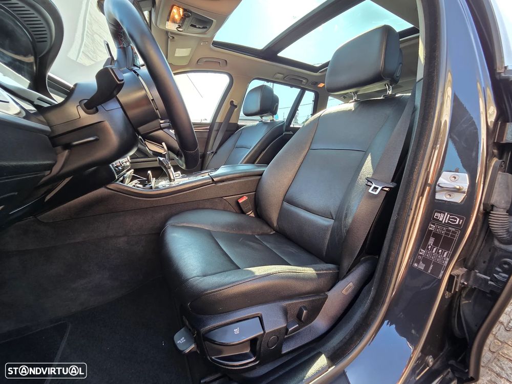 BMW 520 d Auto - 12