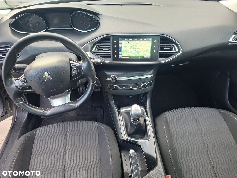 Peugeot 308 1.6 BlueHDi Business Line S&S - 14