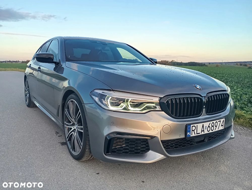 BMW Seria 5 M550i xDrive - 1