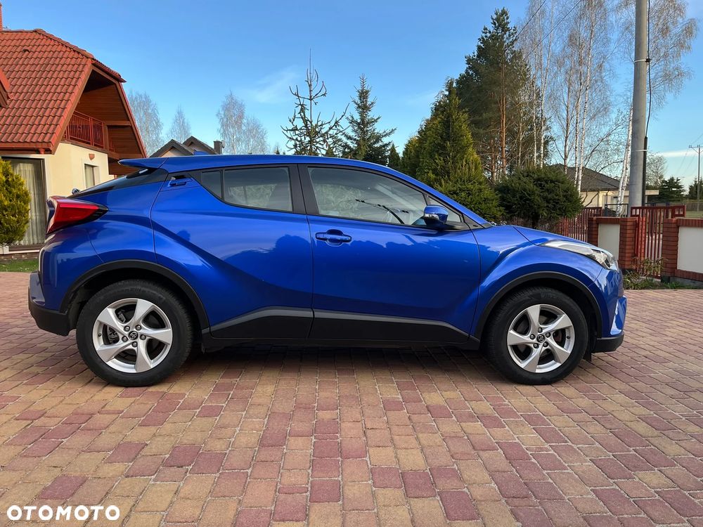 Toyota C-HR 1.2 T Premium - 4