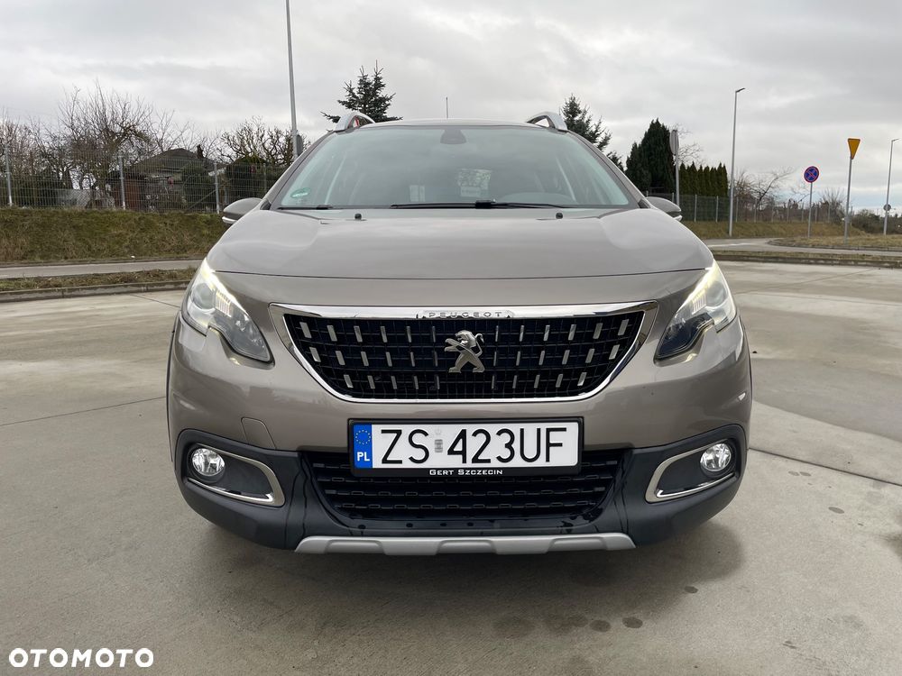 Peugeot 2008 1.2 Pure Tech Allure S&S - 7