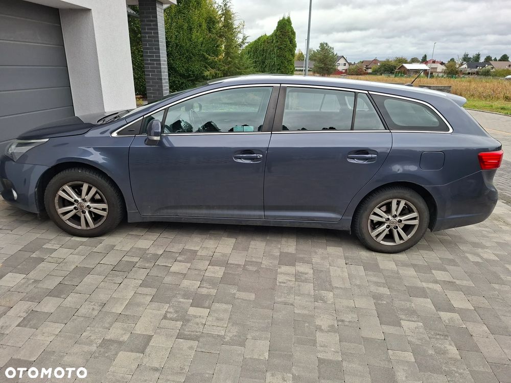 Toyota Avensis - 3