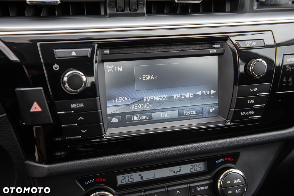 Toyota Corolla 1.6 Prestige EU6 - 16