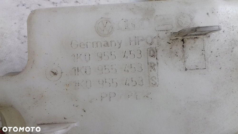 ZBIORNICZEK SPRYSKIWACZY XENON 1K0955453 SKODA OCTAVIA II 2 04- - 4