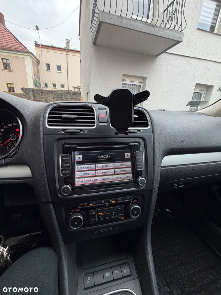Volkswagen Golf 1.6 TDI DPF Comfortline - 10