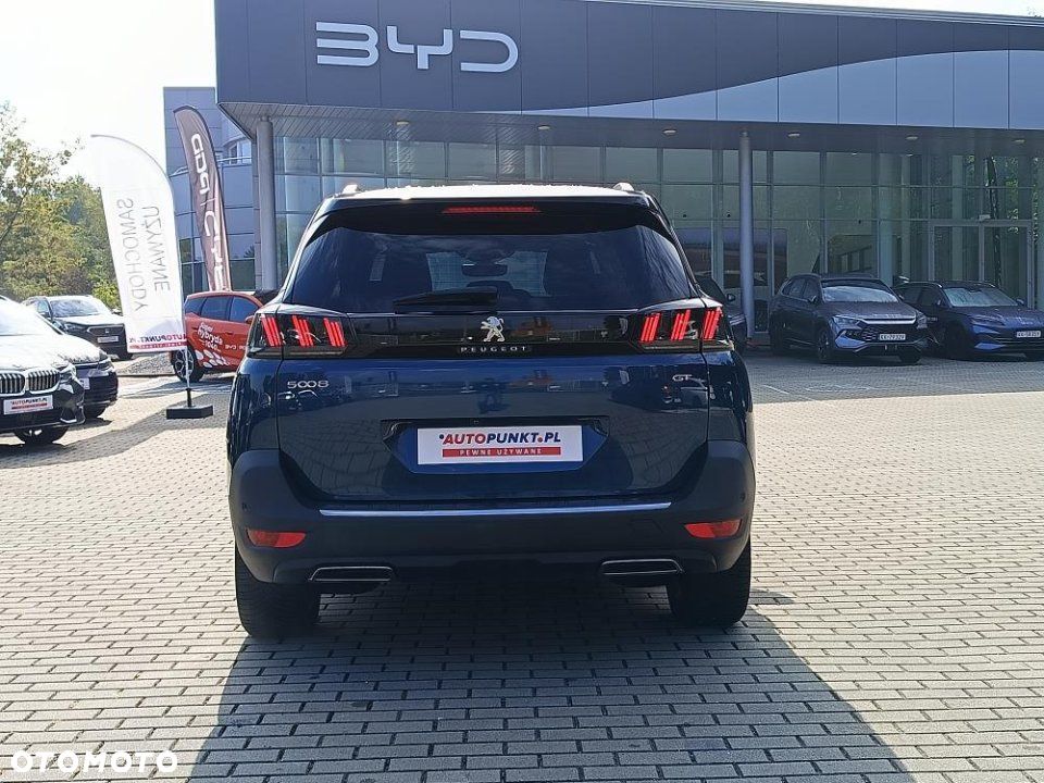 Peugeot 5008 - 4