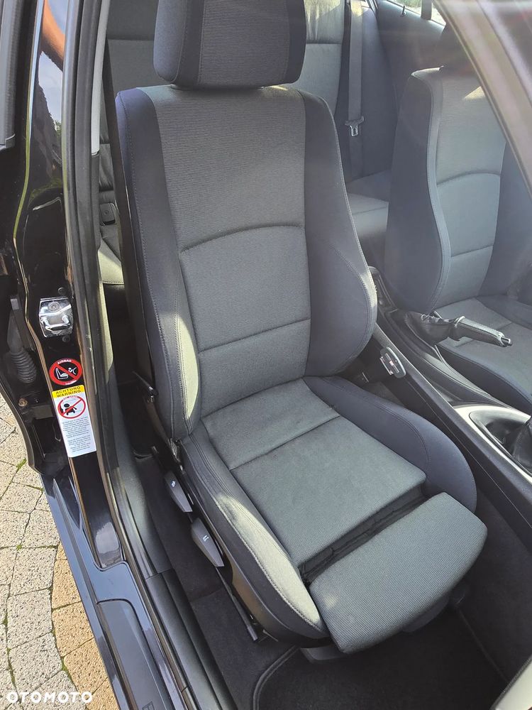 BMW Seria 1 120d - 14