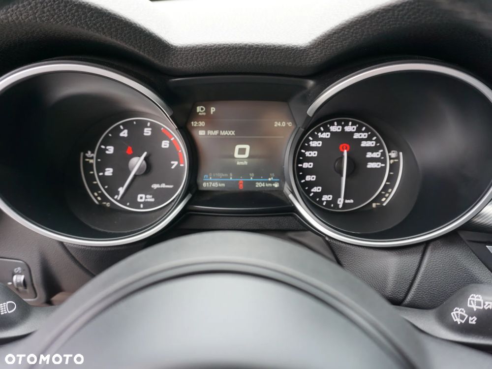 Alfa Romeo Stelvio 2.0 Turbo Sprint Q4 - 12