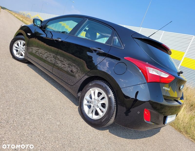 Hyundai i30 - 23