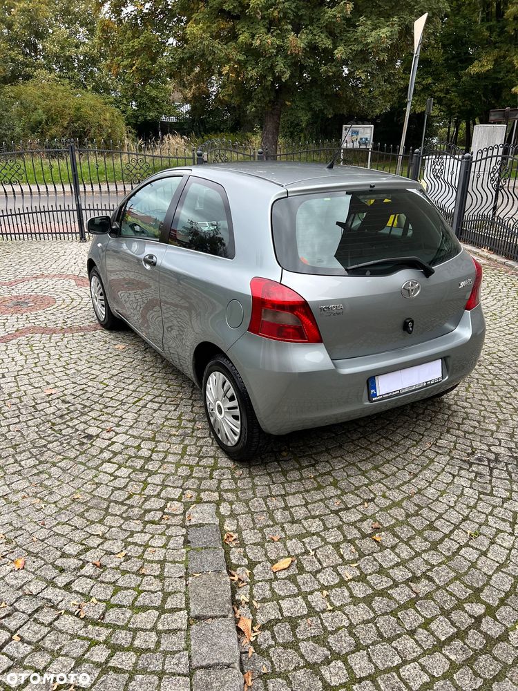 Toyota Yaris - 6