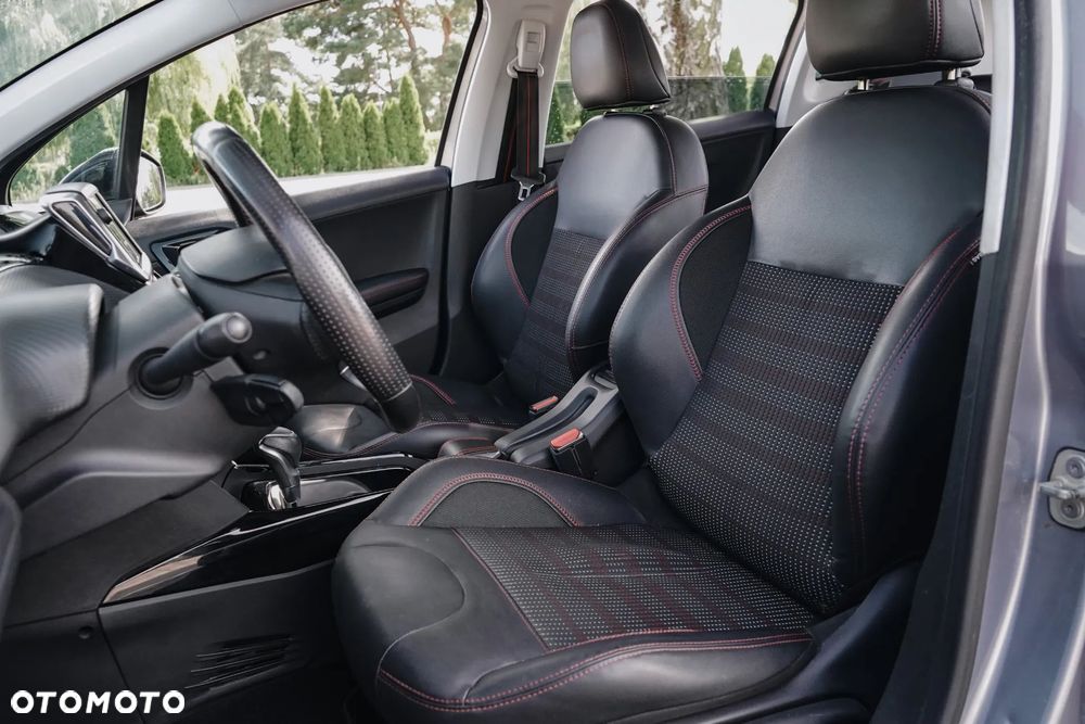 Peugeot 2008 PureTech 130 Stop&Start EAT6 Allure - 20
