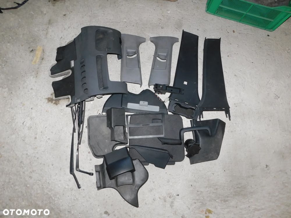 plastik słupek nakładka osłona daszek AUDI A4 B5 LIFT FL 99-01 - 1