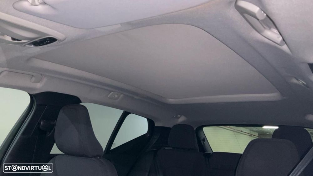 Volvo XC 40 1.5 T3 Momentum Plus Geartronic - 12