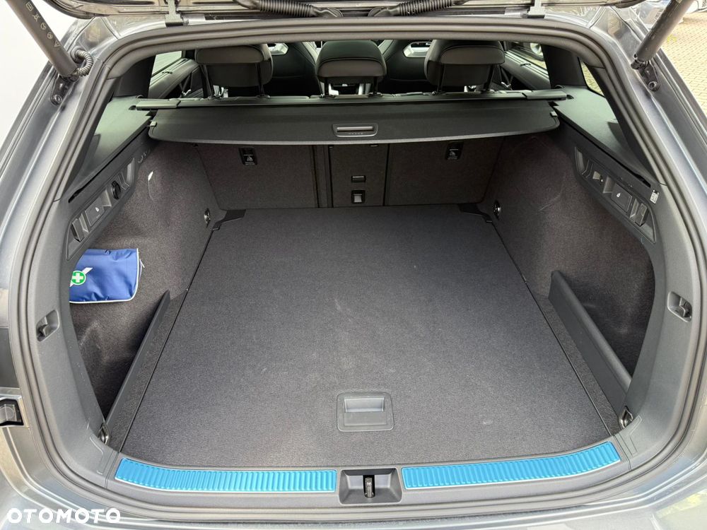 Volkswagen Passat - 17
