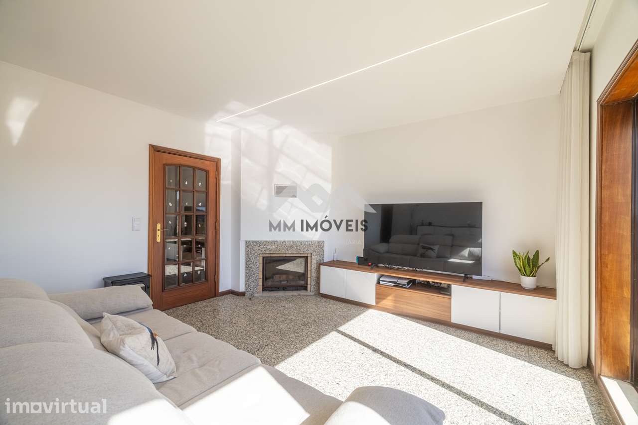 Apartamento T2 | Varanda | Box 2 carros | Valadares - Grande imagem: 4/41