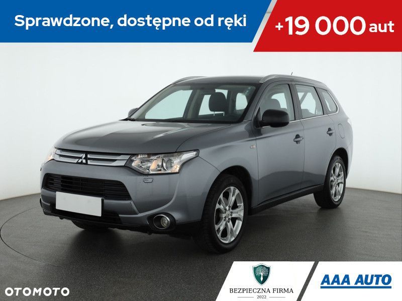 Mitsubishi Outlander - 1
