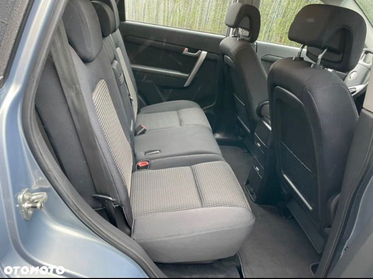 Chevrolet Captiva 2.4 LS - 12
