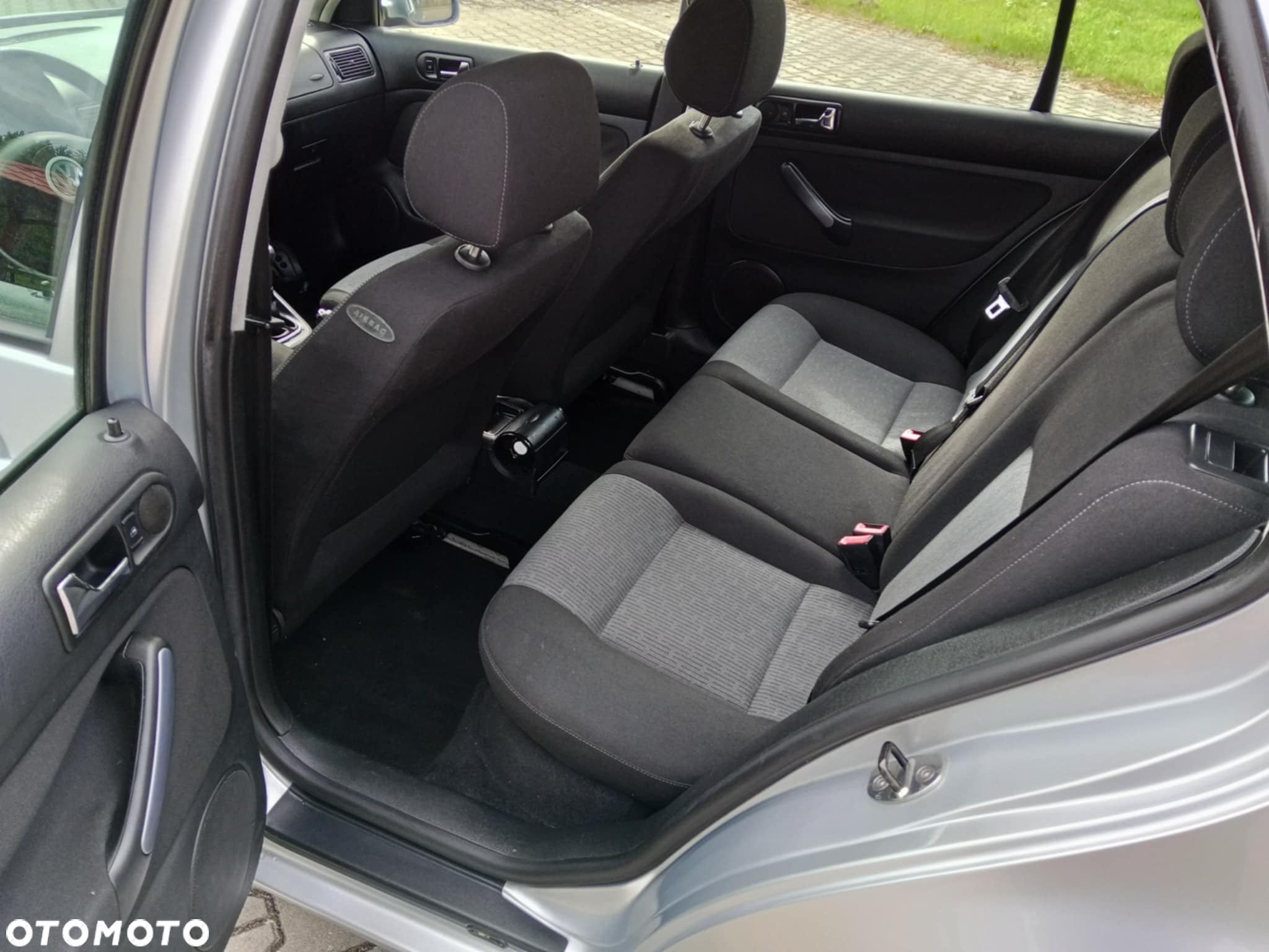 Volkswagen Golf - 18