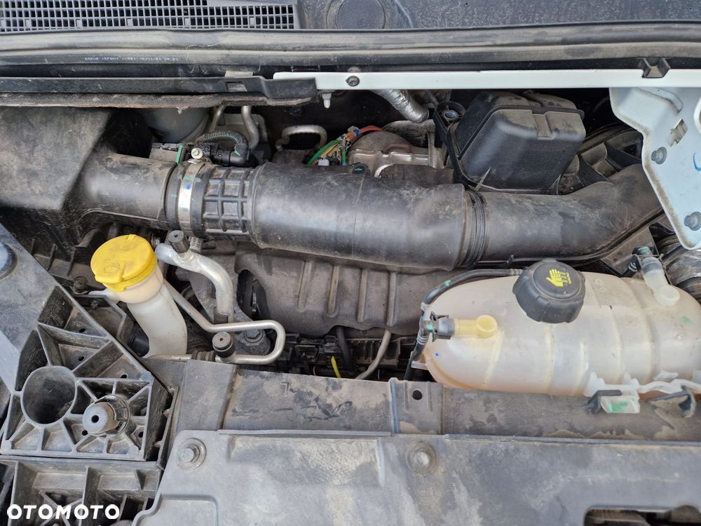 Renault Trafic - 11