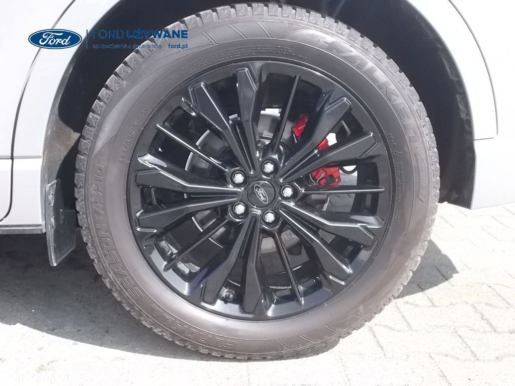 Ford Kuga - 10