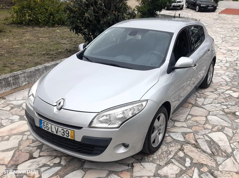 Renault Mégane 1.5 dCi Dynamique - 1