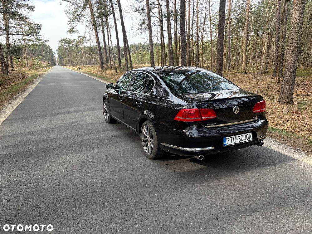 Volkswagen Passat 2.0 TDI 4Mot Highline DSG - 6
