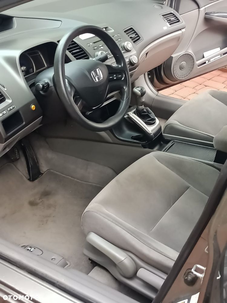 Honda Civic 1.8i-VTEC Comfort - 9