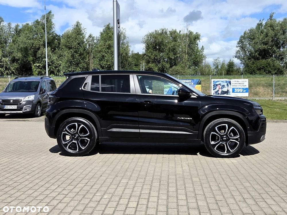 Jeep Avenger 1.2 GSE T3 Summit FWD - 4