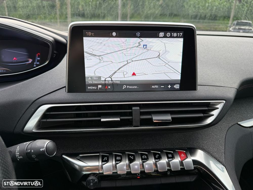 Peugeot 5008 1.5 BlueHDi GT Line J19 EAT8 - 19