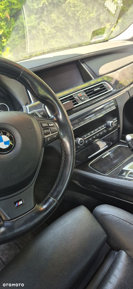 BMW Seria 7 740d xDrive - 9