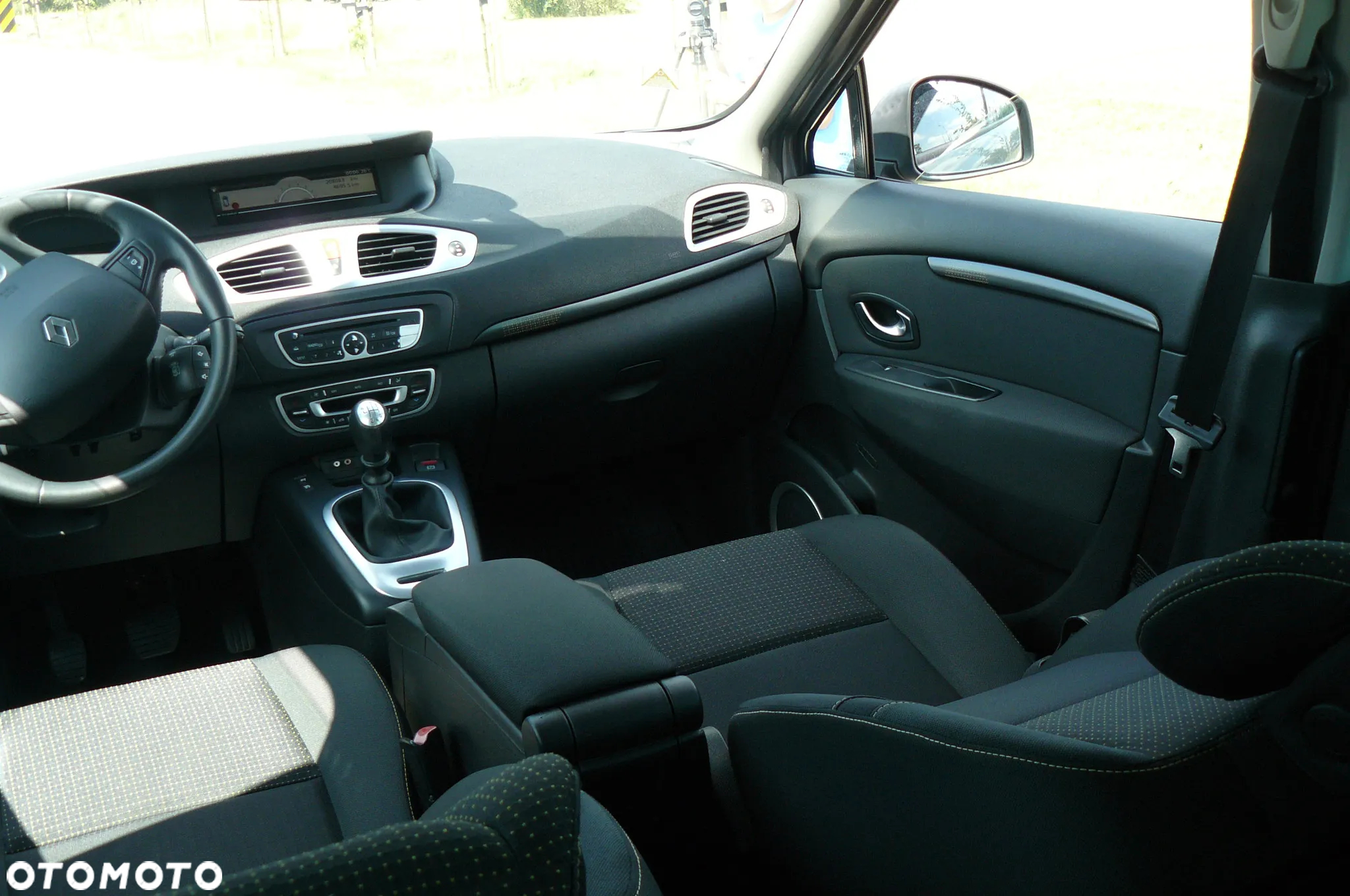 Renault Scenic - 18