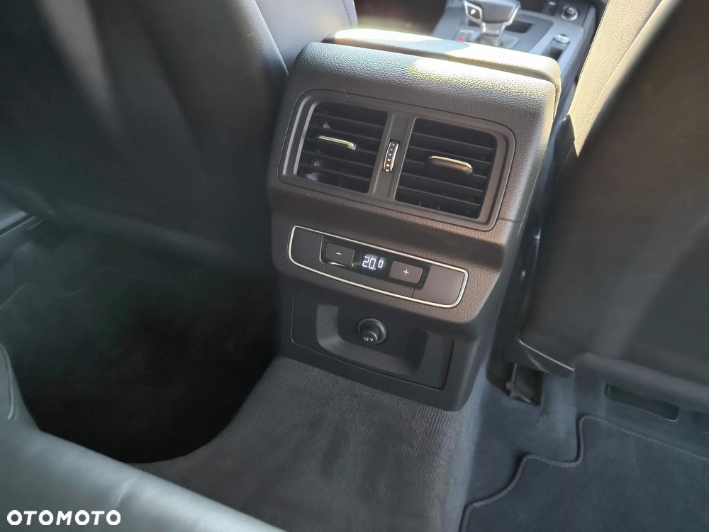 Audi Q5 40 TDI quattro S tronic sport - 16