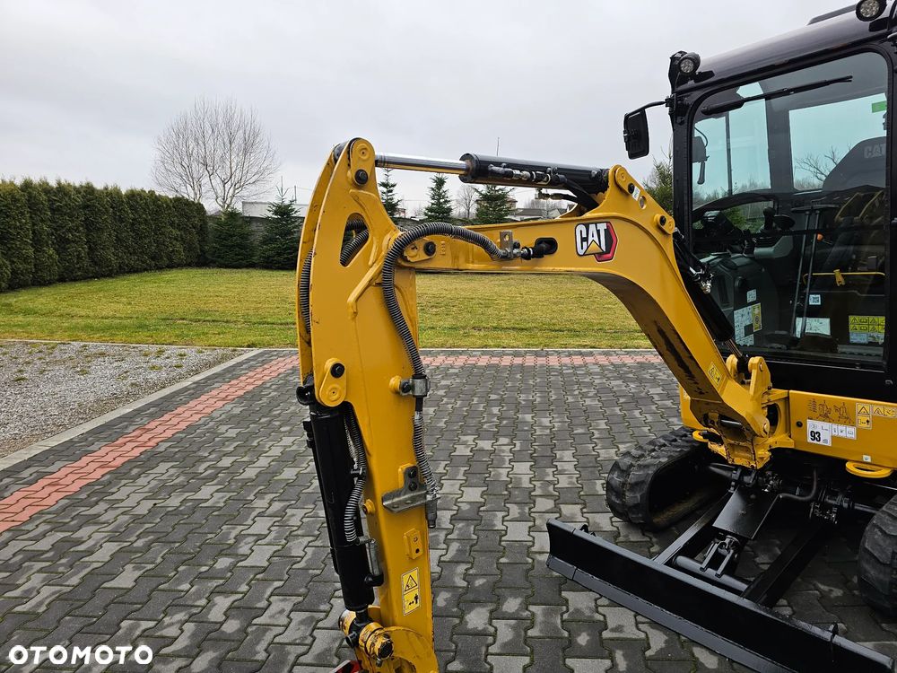 Caterpillar 301.8 05A - 12