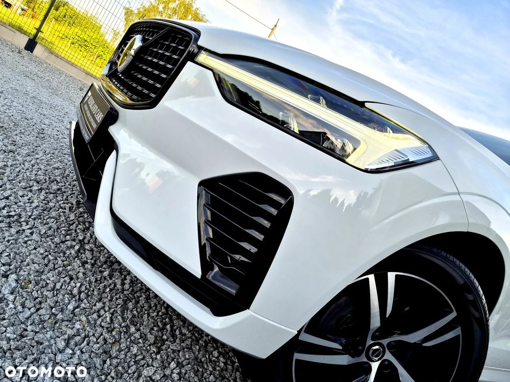 Volvo XC 60 B4 D AWD Plus Dark - 25